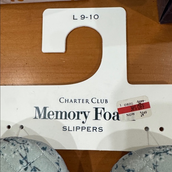 Charter Club Memory Foam Slippers New Large 9-10 - Picture 2 of 2
